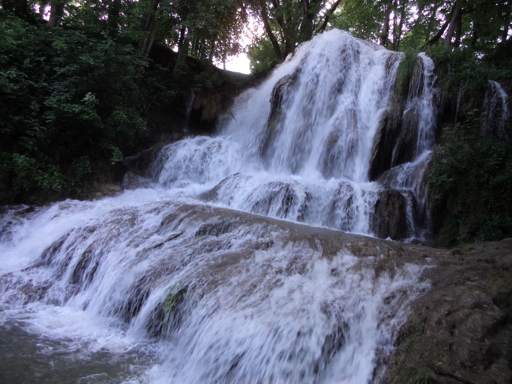 Kalameny, cesta ke zřídlu