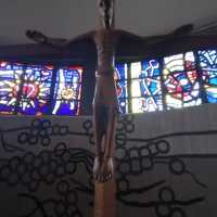 Mluvící kameny aneb cesta ke kořenům propojené Evropy – Dobrodružné putování Františka Burdy s rodinou po Francii