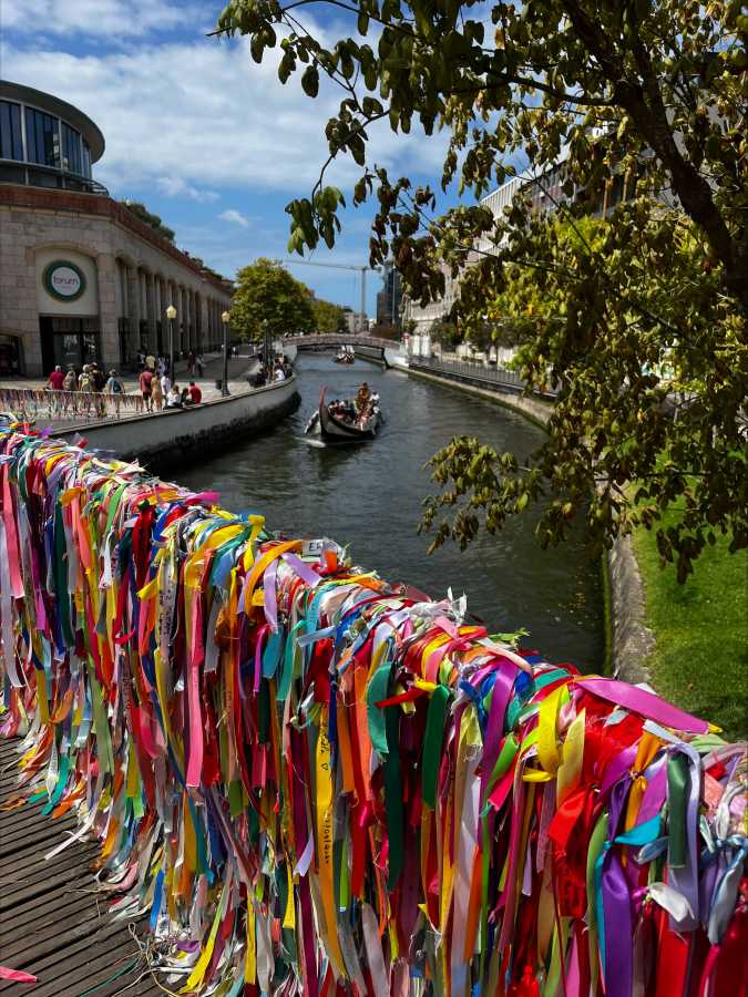 Tina a Dominika posílají první pozdravy ze stáže z Portugalska