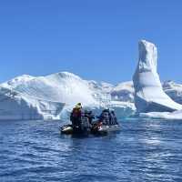 Zdenka Sokolíčková is currently conducting fieldwork in Antarctica